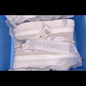 Ivy Park Super Super Sleek 72